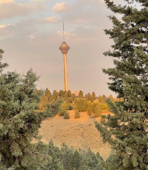 برج میلاد از پارک پردیسان تهران