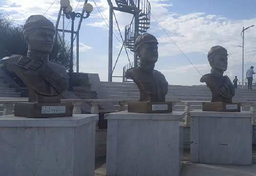 پل آهنی جلفا (دمیر کورپو)