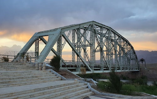 پل آهنی جلفا